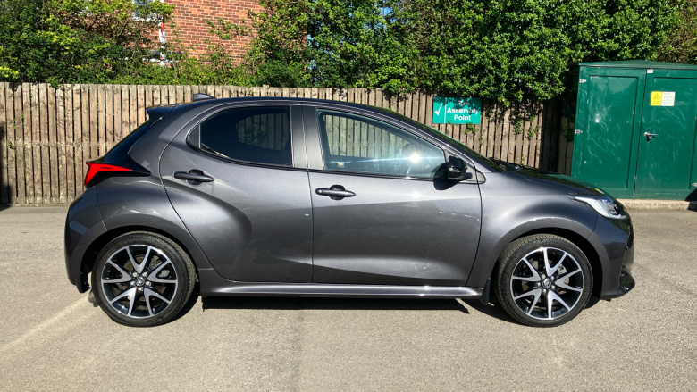 Toyota Yaris 1.5 Hybrid Dynamic 5dr CVT [City Pack] Hybrid Hatchback